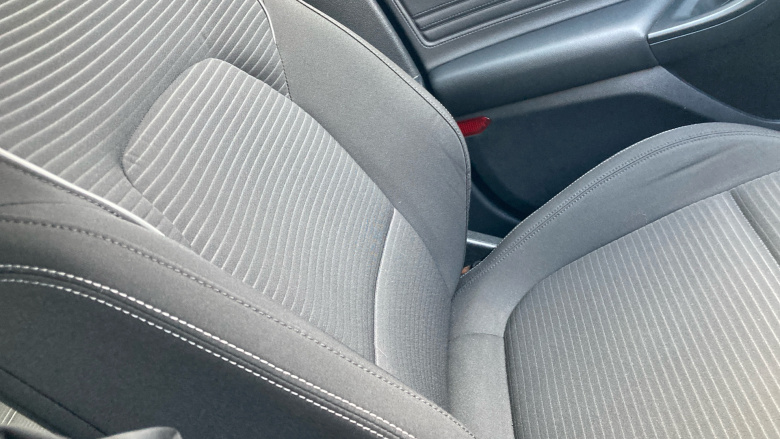 Ford Focus 1.5 EcoBoost 150 Titanium 5dr Auto Petrol Estate